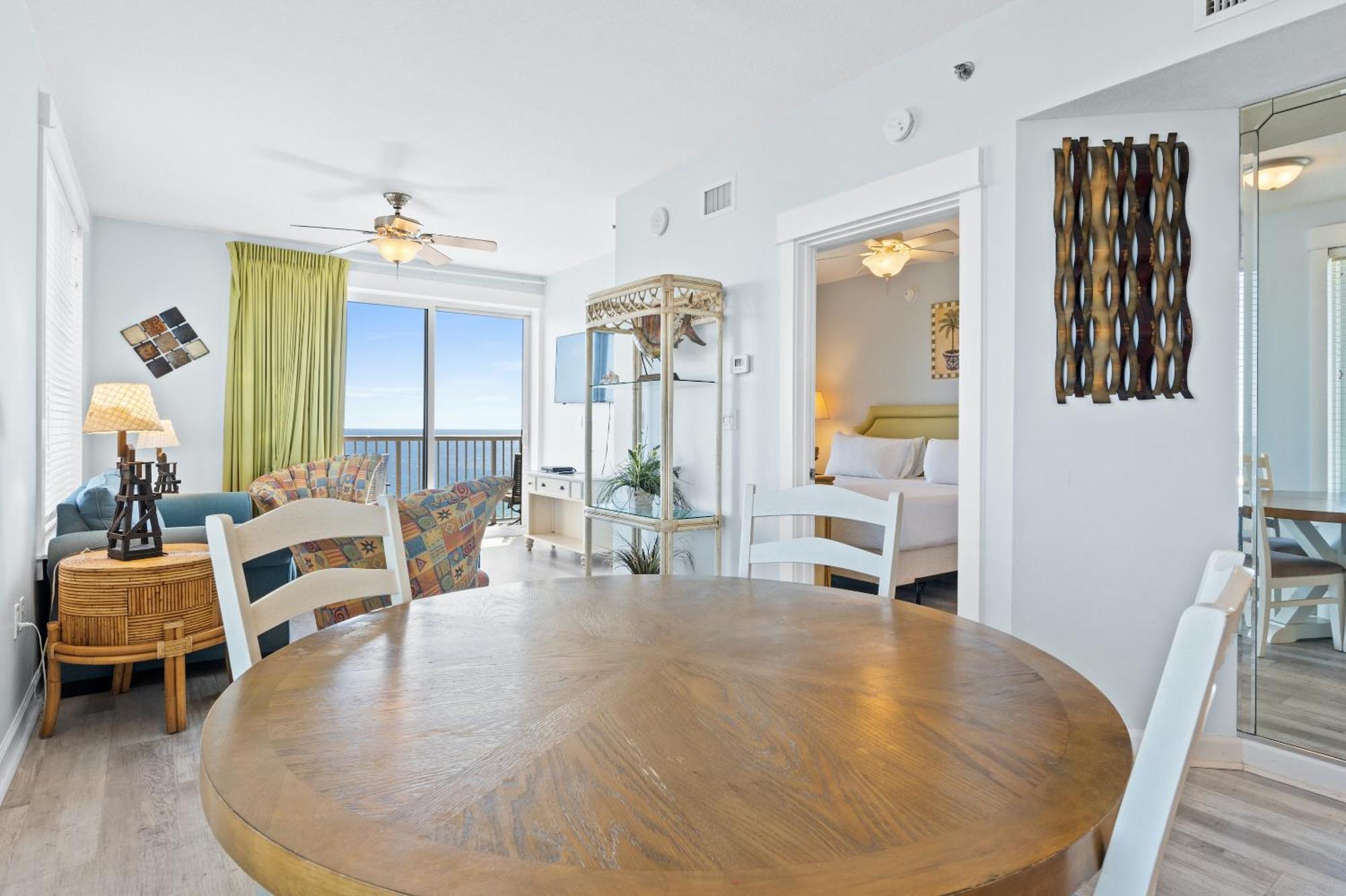 Grand Panama Beach Resort Pet Friendly Rentals By Panhandle Getaways Panama City Beach Chambre photo