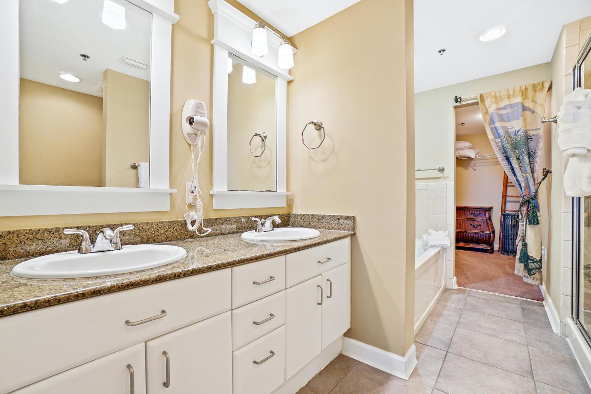 Grand Panama Beach Resort Pet Friendly Rentals By Panhandle Getaways Panama City Beach Chambre photo